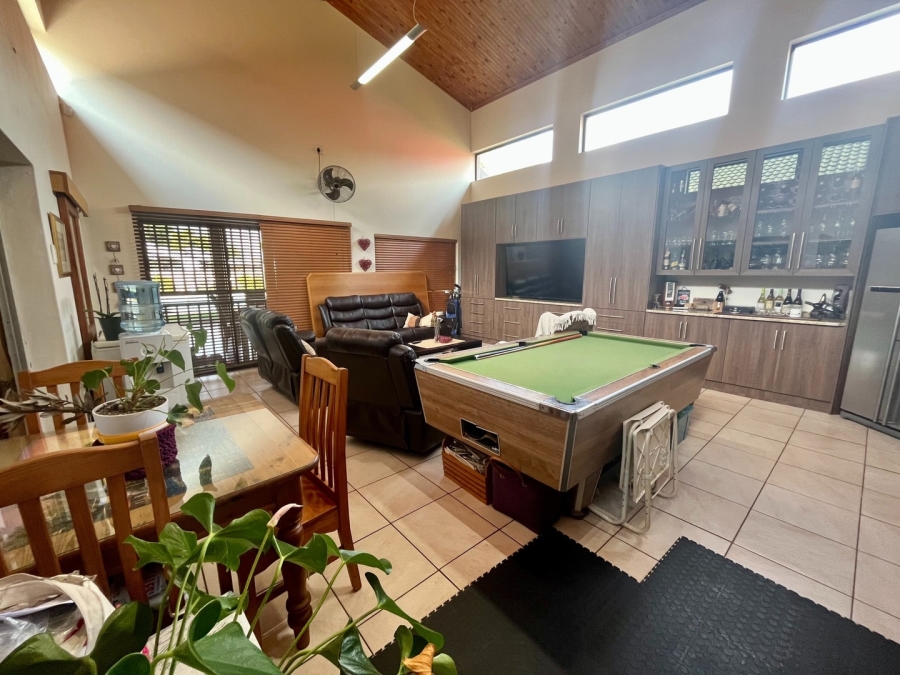 3 Bedroom Property for Sale in Flamwood North West